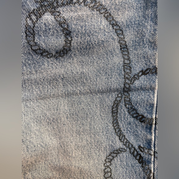 Unique LEVI’s 501 perfectly soft worn in sz 29 x 28 lasso painted stitch Western - Picture 4 of 8